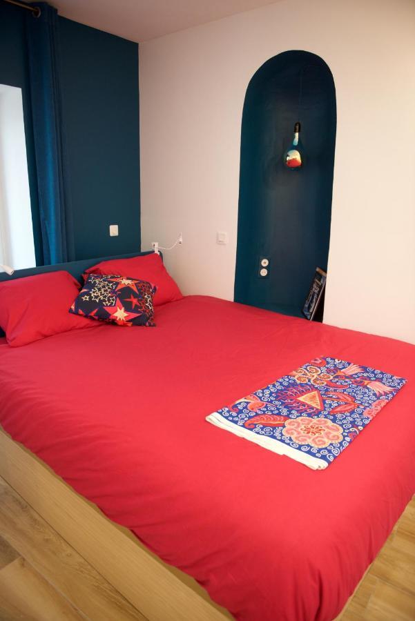 Charming Parisian Apartment With Air Conditioning - Climatisation & 2 Bedrooms - Batignolles Paris Bagian luar foto