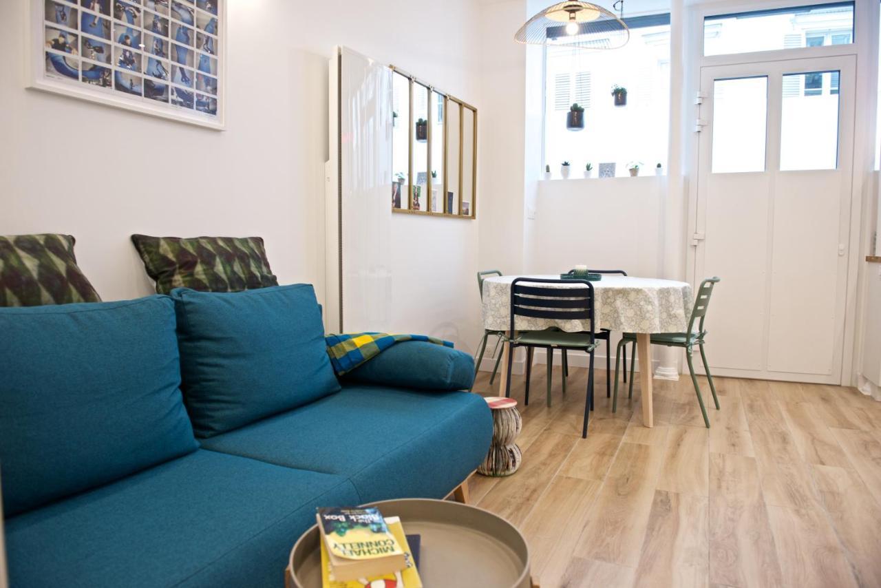 Charming Parisian Apartment With Air Conditioning - Climatisation & 2 Bedrooms - Batignolles Paris Bagian luar foto